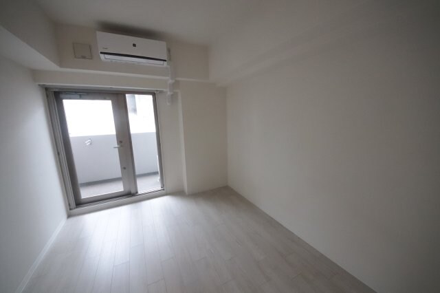 物件内観写真7　(ゆったり過ごせるリビングです)