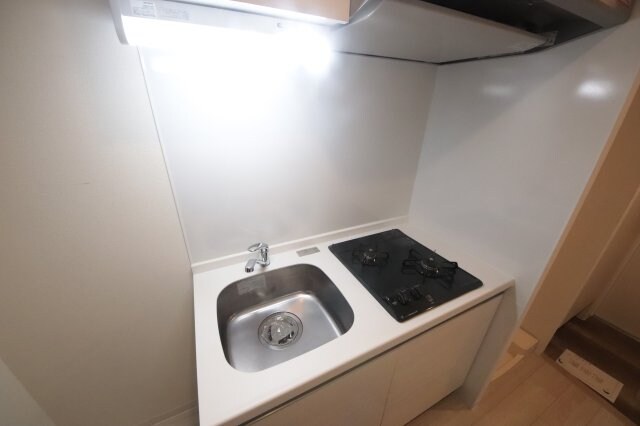 物件内観写真13　(コンパクトなキッチンで掃除もラクラク)