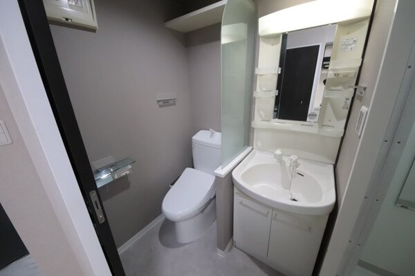 トイレ(ゆったりとした空間のトイレです)