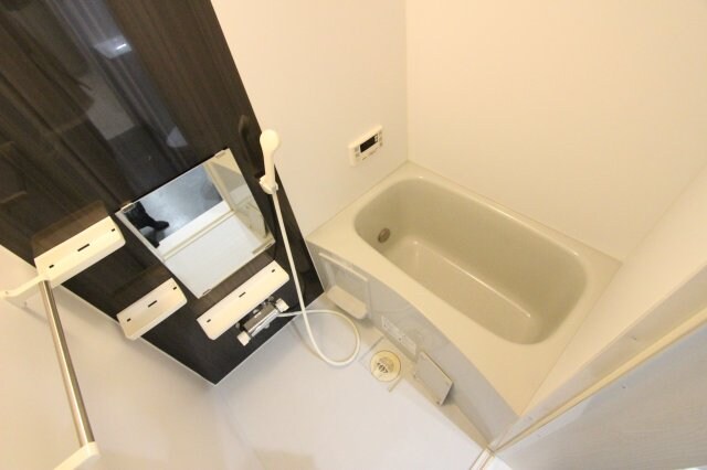 物件内観写真5　(お風呂です)