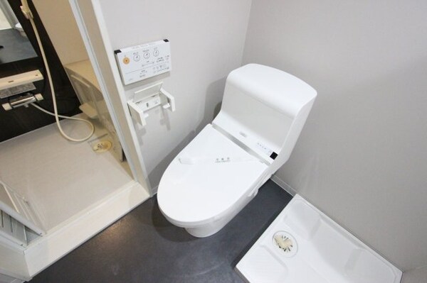トイレ(シンプルで使いやすいトイレです)