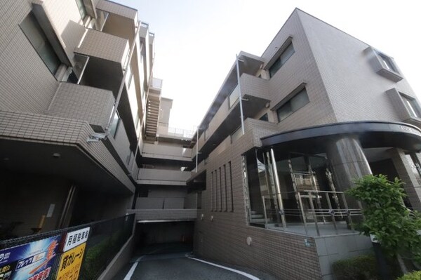 外観(落ち着いた雰囲気の外観です)