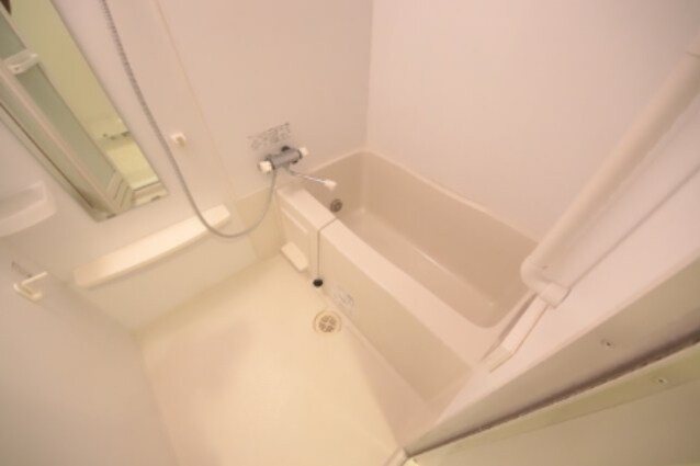 物件内観写真8　(ゆったり過ごせるお風呂です)