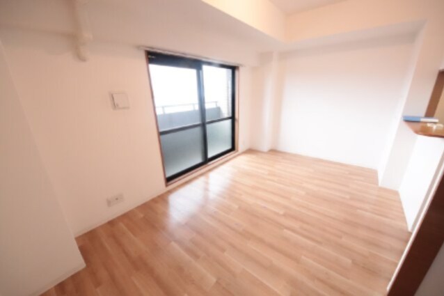 物件内観写真16　(リビングです)