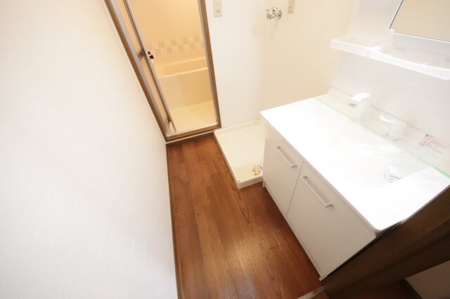 物件内観写真13　(使いやすい洗面所です)