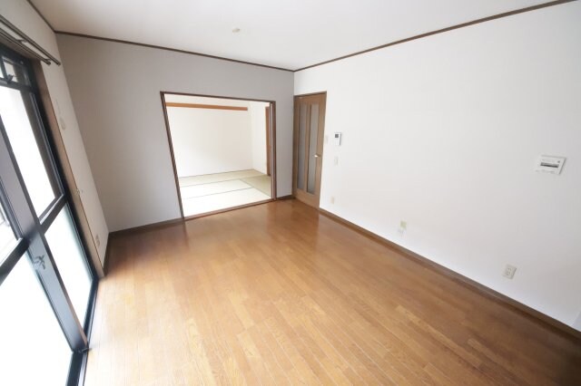 物件内観写真19　(ゆったり過ごせるリビングです)