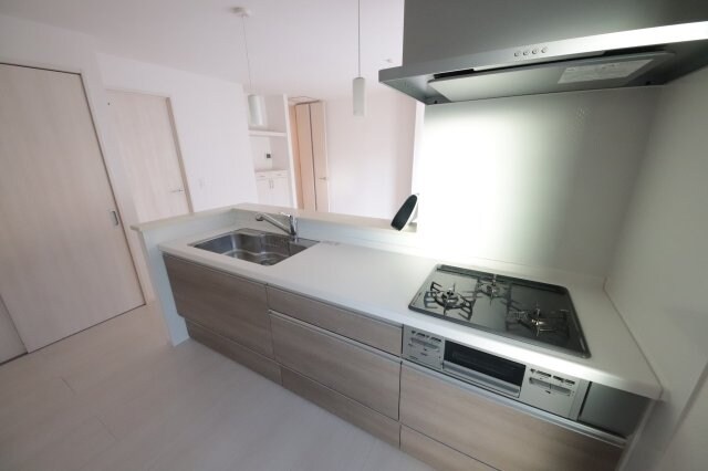 物件内観写真7　(キッチンでお料理をお楽しみください)