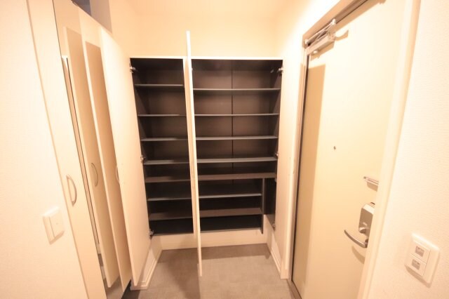 物件内観写真20　(十分な収納スペースがあります)