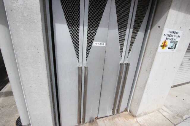 物件内観写真21　(広々としたバルコニーです)