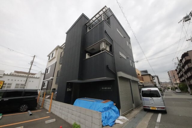 物件外観写真1　(物件の外観です)