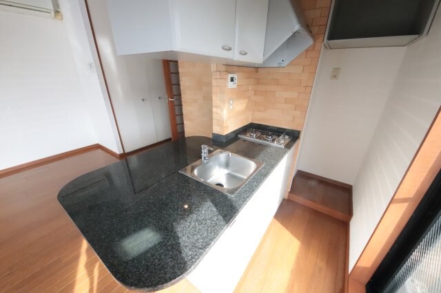 物件内観写真6　(使いやすいキッチンです)