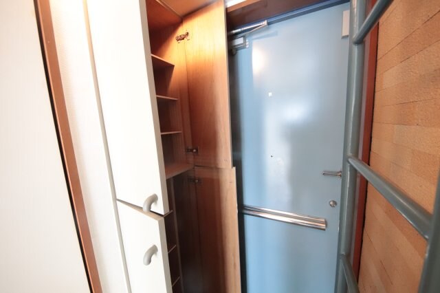 物件内観写真8　(大きなものも収納できそうです)