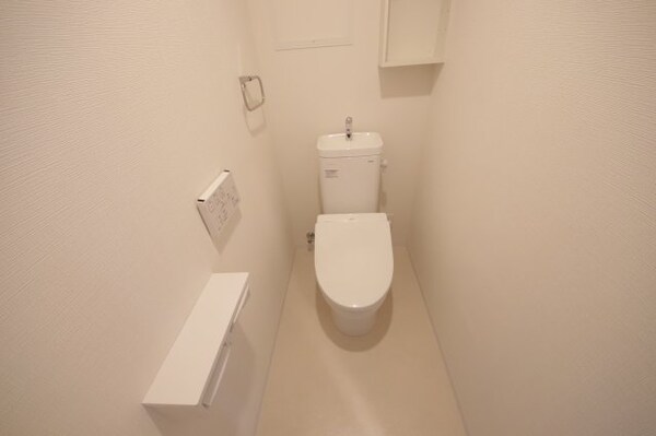 トイレ(清潔感のあるトイレです)