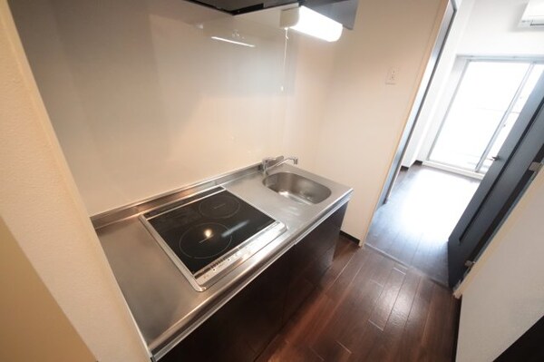 キッチン(キッチンでお料理をお楽しみください)