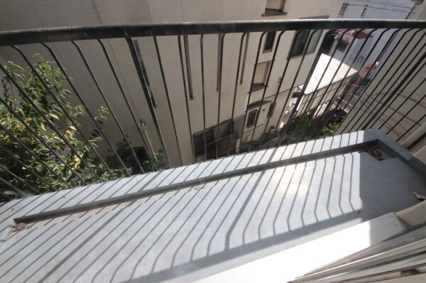 バルコニー(バルコニーがあります)