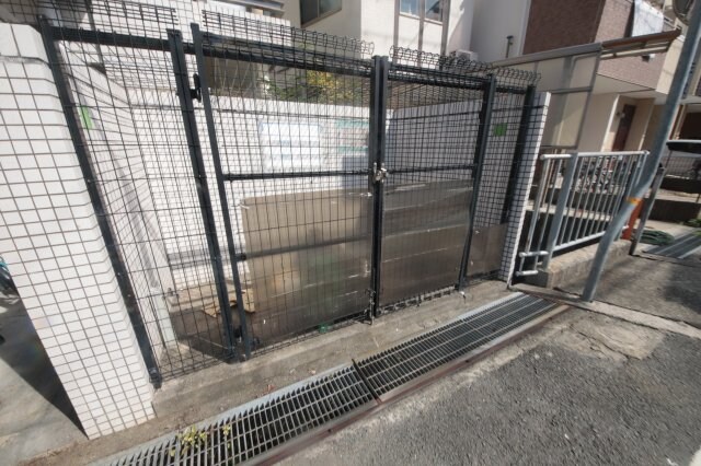 物件内観写真24　(お庭も活用できます)