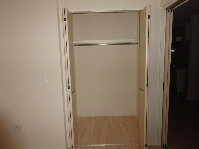 物件内観写真21　(収納スペース豊富です)