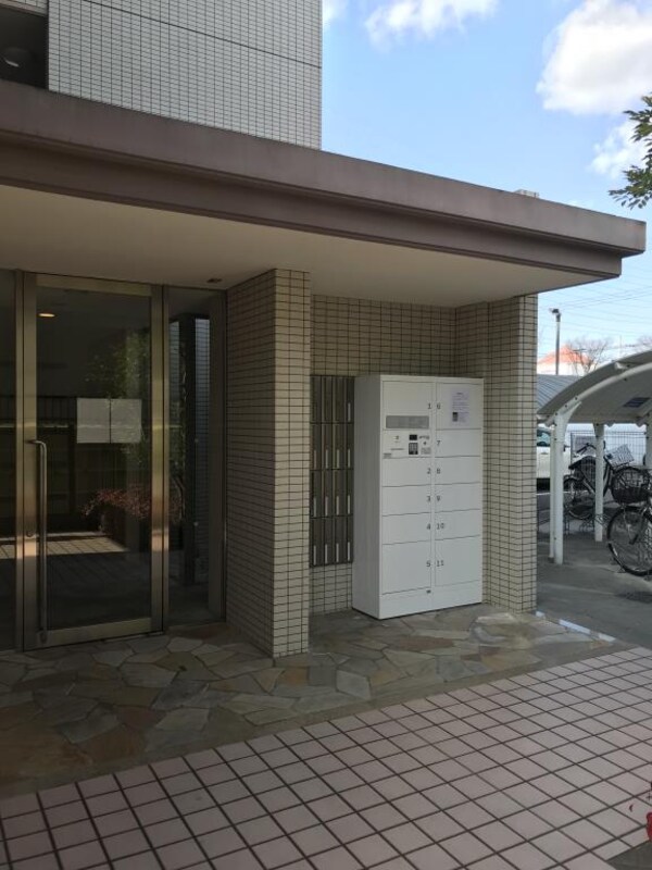 エントランス(エントランスです)