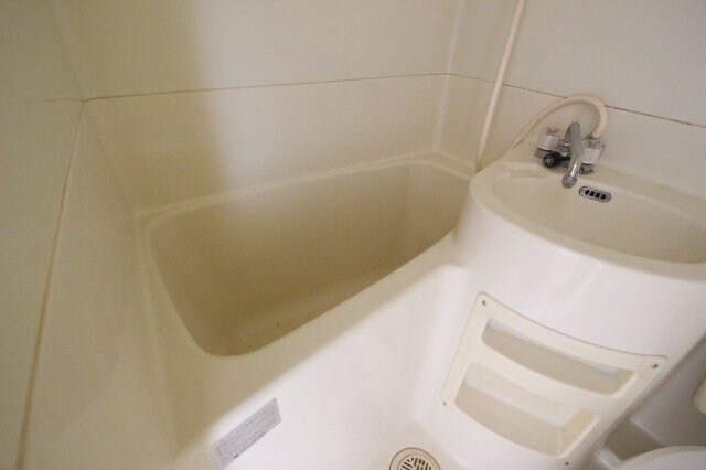 物件内観写真6　(ゆったり過ごせるお風呂です)