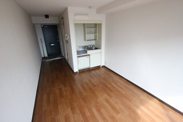 物件内観写真16　(使いやすい居間です)