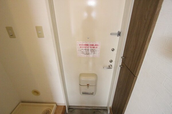 玄関(明るい玄関です)