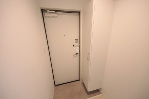 玄関(同社施工例です。)