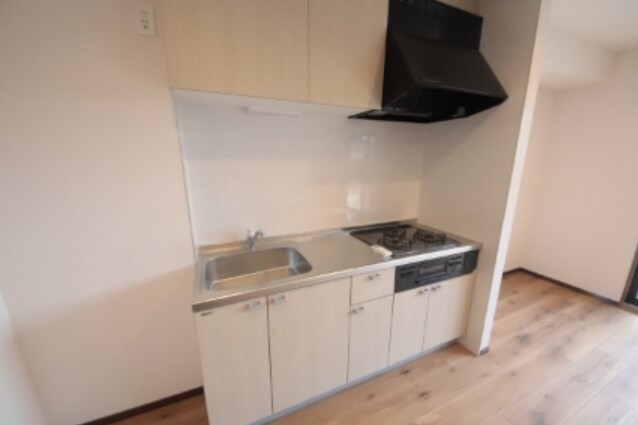 物件内観写真8　(キッチンでお料理をお楽しみください)