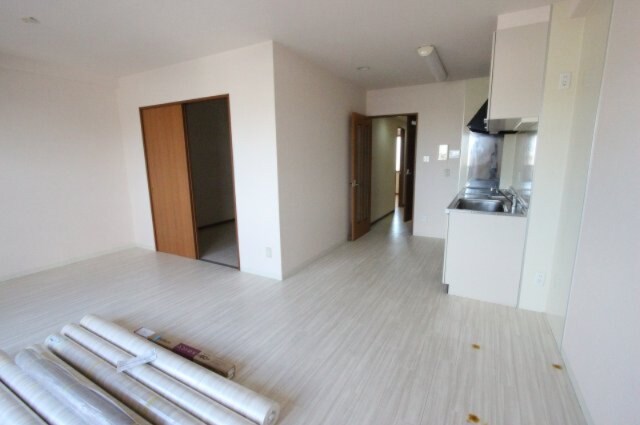 物件内観写真5　(使いやすいリビングです)