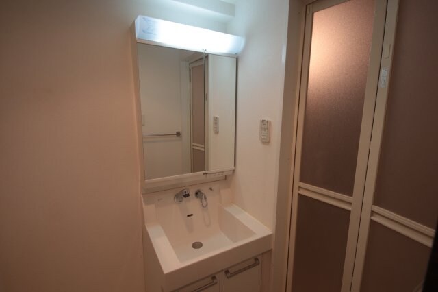 物件内観写真11　(洗面所です)