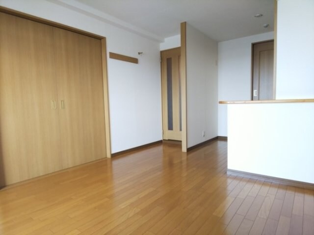 物件内観写真9　(おしゃれなリビングです)