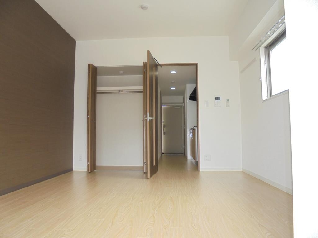 物件内観写真19　(ゆったりとしたリビングです)