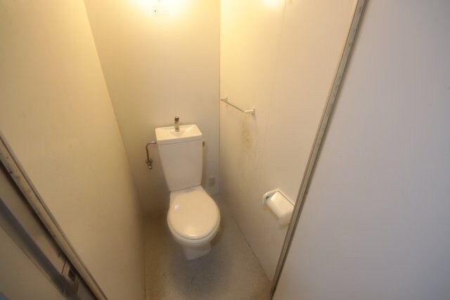 物件内観写真8　(コンパクトで使いやすいトイレです)