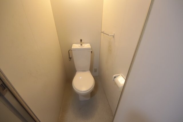 物件内観写真9　(トイレも気になるポイント)