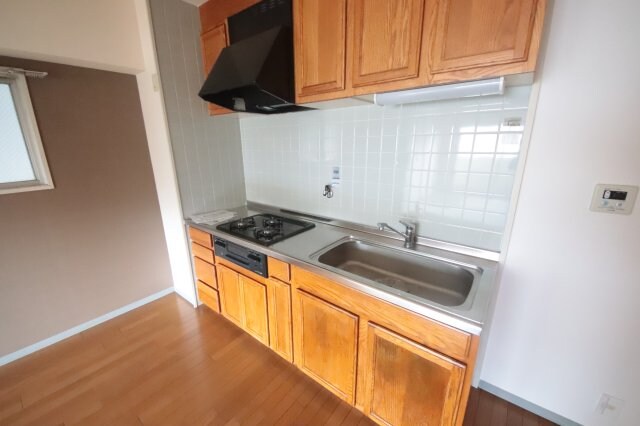 物件内観写真3　(きれいなキッチンです)