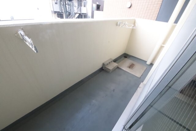 物件内観写真17　(バルコニーがあります)