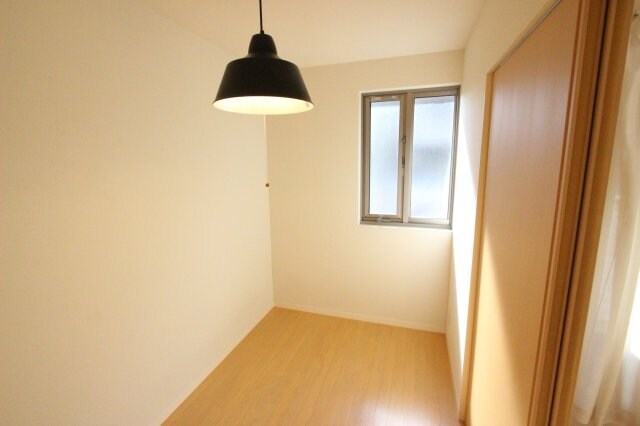 物件内観写真20　(使い勝手のいい寝室です)