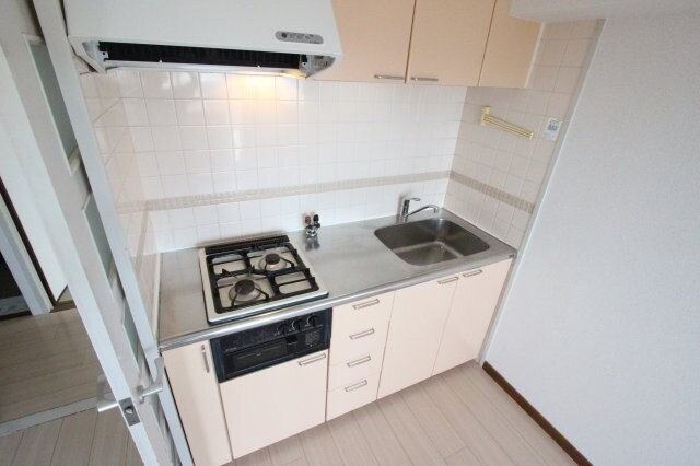 物件内観写真6　(使いやすいキッチンです)