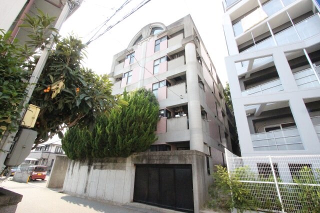 物件外観写真4　(建物外観を気になさる方へ、見た目の良い物件です)