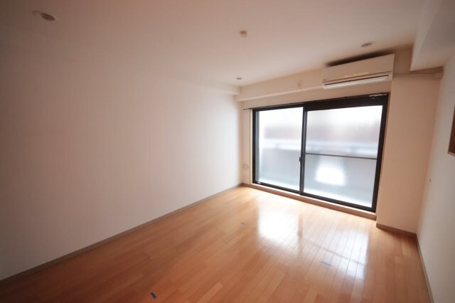 物件内観写真16　(リビングです)