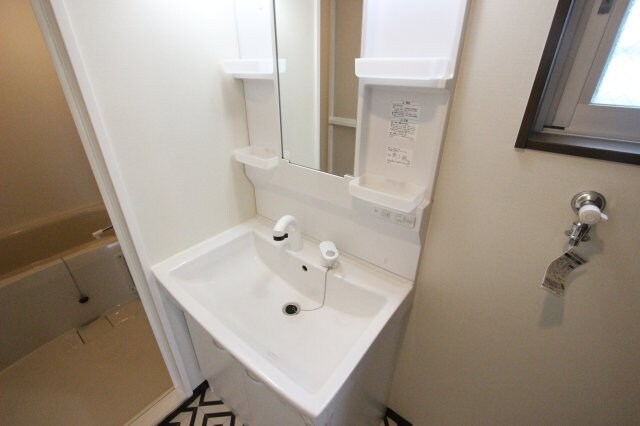 物件内観写真12　(洗面所です)