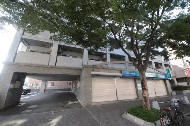 物件外観写真3　(建物外観を気になさる方へ、見た目の良い物件です)