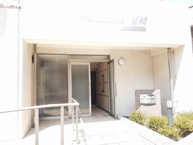 物件外観写真2　(毎日通るエントランスはこのようになっています)