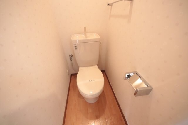 物件内観写真15　(トイレです)