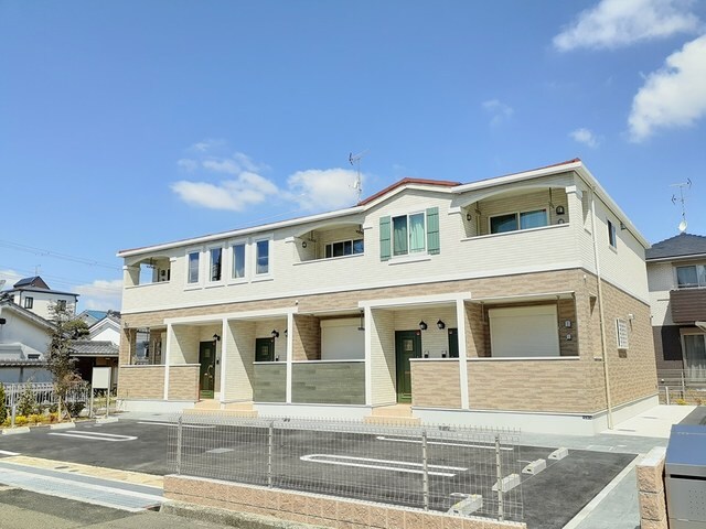 物件外観写真1　(外観も気になるポイント)