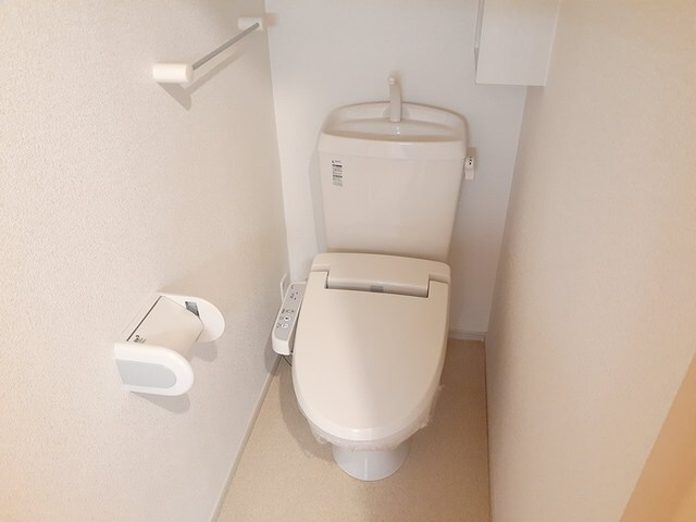 物件内観写真7　(トイレも気になるポイント)