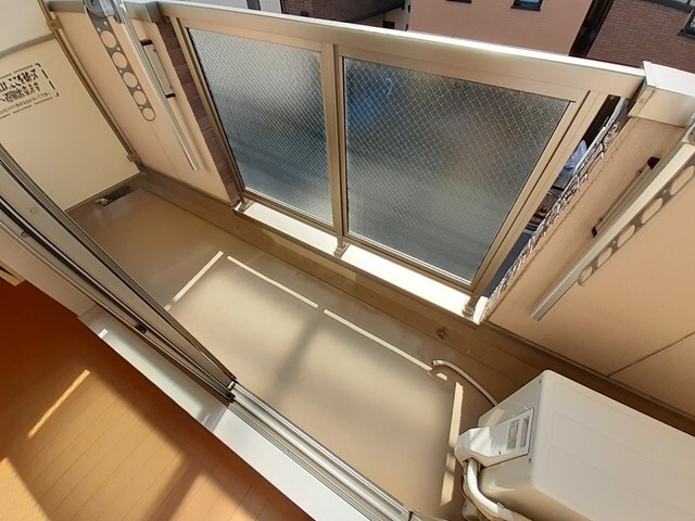 物件内観写真13　(陽当たり良好なバルコニーです)