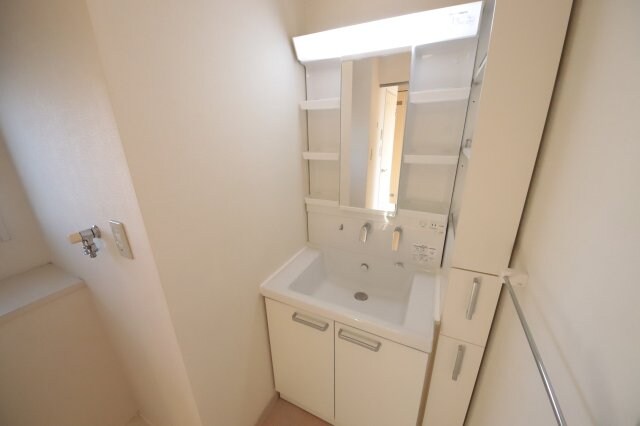 物件内観写真10　(洗面所です)