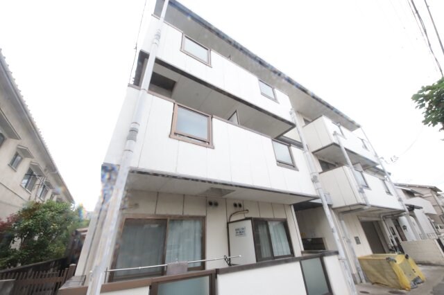 物件外観写真1　(外観も気になるポイント)