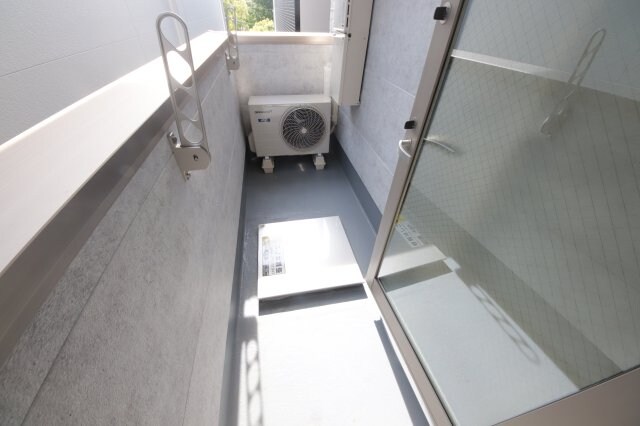 物件内観写真10　(バルコニー付きです)