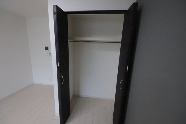 物件内観写真13　(便利な収納スペースです)